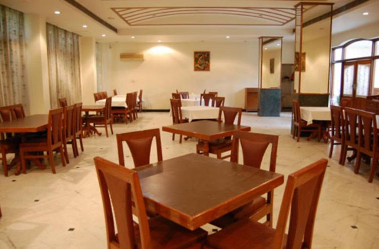 Hotel Sita Manor Gwalior Exterior foto